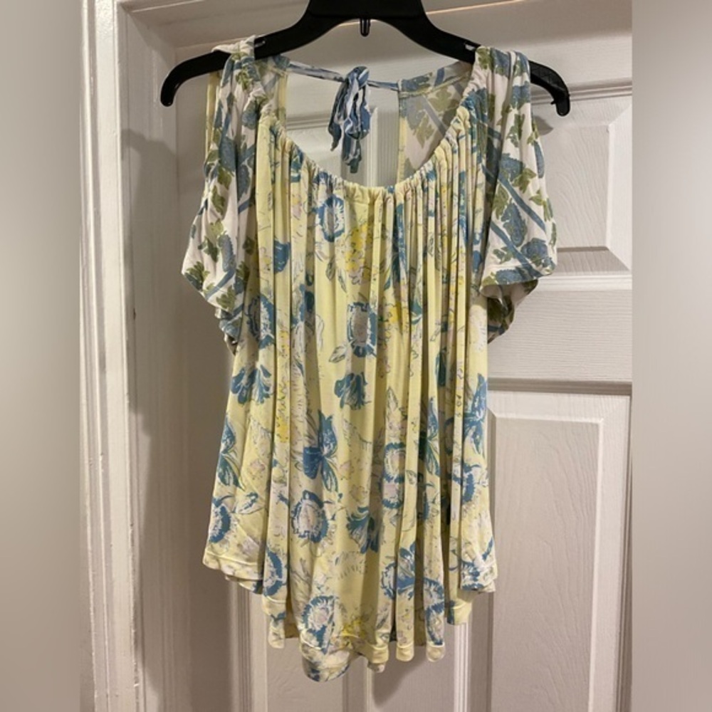 Free People Floral Top Size L